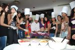 Femina Miss India finalists make giant pizza in Novotel Hotel, Juhu on 7th April 2010 (21).JPG