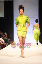 Model walks the ramp for Nisha Sagar in Dubai Fashion Week 2010 on 10th April 2010 (26).JPG