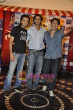Arjun Rampal, Sajid Khan, Ritesh Deshmukh at Infiniti Mall in Andheri on 24th April 2010 (33).JPG