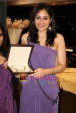 Pooja Chopra at World Gold Council  launch of Collection G in Atria Mall on 29th April 2010 (10).JPG