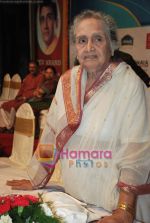 Sulochana at Dadasaheb Phalke Awards in Bhaidas Hall on 30th April 2010 (4).JPG