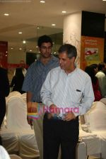 at Landmark Store Launch in Mumbai on 3rd May 2010 (21).JPG
