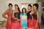Archana Kocchar at the Showcase of Archana Kocchar_s collection at Zoya in Warden Road on 7th May 2010 (2).JPG