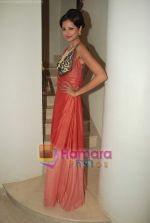 Shonal Rawat at the Showcase of Archana Kocchar_s collection at Zoya in Warden Road on 7th May 2010 (4).JPG