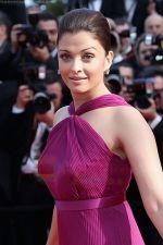 Aishwarya Rai Bachchan attends the IL GATTOPARDO premiere held at the Palais des Festivals during the 63rd Annual International Cannes Film Festival on May 14, 2010 in Cannes, France (2).jpg