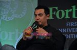 Aamir Khan unveils Forbes India 1st anniversary special magazine in Landmark, Mumbai on 20th May 2010 (16).JPG