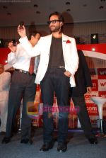 Saif Ali Khan launches Wyncom mobile in Trident on 20th May 2010 (42).JPG