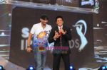Shahrukh Khan, Harbhajan Singh at IPL Awards in Mumbai on 19th May 2010 (35).JPG