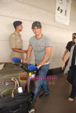Sharman Joshi leave for IIFA Colombo in Mumbai Airport on 1st June 2010  (7).JPG