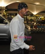 Arjun Rampal return from Raajneeti Dubai Promotions in  International Airport, Mumbai on 3rd June 2010 (6).JPG
