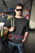 Neil Mukesh leave for IIFA Colombo in Mumbai Airport on 2nd June 2010 (16).JPG