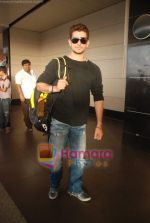 Neil Mukesh leave for IIFA Colombo in Mumbai Airport on 2nd June 2010 (2).JPG