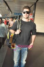 Neil Mukesh leave for IIFA Colombo in Mumbai Airport on 2nd June 2010 (20).JPG