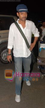 Irrfan Khan arrive back from IIFA in Mumbai Airport on 6th June 2010.JPG