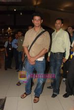 Sharman Joshi arrive back from IIFA in Mumbai Airport on 6th June 2010 (5).JPG