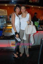 Binal Trivedi, Diandra Sores at Sex and The City 2 premiere in PVR, Juhu on 9th June 2010 (2).JPG