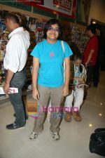 at the launch of Manita Devidayal_s book After Taste in Crosword, Kemps Corner on 21st July 2010 (22).JPG