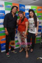 Shaan and Tulsi Kumar promote film Aashayein in Radio City on 23rd July 2010 (11).JPG