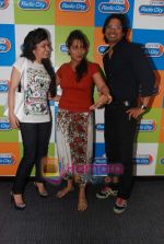 Shaan and Tulsi Kumar promote film Aashayein in Radio City on 23rd July 2010 (53).JPG