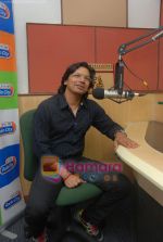 Shaan promote film Aashayein in Radio City on 23rd July 2010 (10).JPG