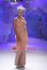 Model walk the ramp for Gaurav Gupta Show at Pearls Delhi couture week on 25th July 2010 (2).JPG