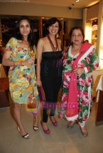 at Roohi Jaikishan hosts preview of Villeroy & Boch tableware in Churchgate on 30th July 2010 (40).JPG