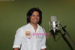 Shaan at the Song recording of first 3D film Bo Mamo with ten singer in Aadersh Shrivastava studio, Juhu on 4th Aug 2010 (4).JPG