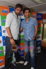 Ranbir Kapoor promotes Anjaana Anjaani at Radio City in Bandra on 5th Aug 2010 (9).JPG