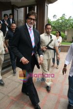 Amitabh Bachchan at ESPN Airtel Champions League press conference in Taj Land_s End, Bandra, Mumbai on 6th Aug 2010 (43).JPG