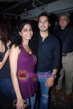 Dino Morea at Barcode 53 launch by Hiten and Gauri Tejwani in Andheri on 6th Aug 2010 (5).JPG