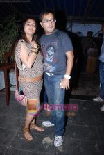 at Barcode 53 launch by Hiten and Gauri Tejwani in Andheri on 6th Aug 2010 (40).JPG