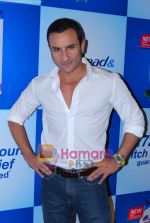Saif Ali Khan at a promotional Head and Shoulders event on 10th Aug 2010 (27).JPG