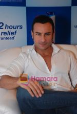 Saif Ali Khan at a promotional Head and Shoulders event on 10th Aug 2010 (32).JPG