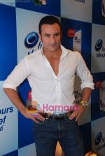 Saif Ali Khan at a promotional Head and Shoulders event on 10th Aug 2010 (39).JPG