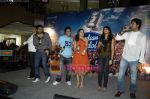 Salim Merchant, Sunidhi Chauhan, Abhijeet Sawant, Rakesh, Sriram, Bhoomi Chawla promote Indian Idol in Inorbit Mall  Malad , Mumbai on 11th Aug 2010 (21).JPG