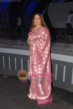 Kiron Kher on the sets of India_s Got Talent in Filmcity on 21st Aug 2010 (2).JPG