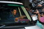 Salman Khan goes to Alvira_s house on occasion of Rakshabandhan on 24th Aug 2010 (4).JPG
