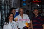 Juhi Chawla at I lOve Mumbai sappling distribution in Marine Drive on 29th Aug 2010 (3).JPG