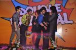 Sanjay Dutt, Kangana Ranaut, Aashish Chaudhary, Ritesh Deshmukh, Arshad Warsi, Javed Jaffery, Aamir Khan, Anil Kapoor at Double dhamaal Launch in Mehboob Studio, Mumbai on 1st Sept 2010 (6).JPG