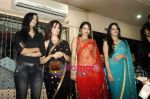 Rukhsar, Anita Hassanandani, Shweta Tiwari at Benny Babloo on location in Goregaon on 3rd Sept 2010 (29).JPG