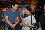 Aamir Khan, Asha Bhosle at Teesri manzil screening on 4th Sept 2010 (42).JPG