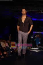 Model walk the ramp for Rahul Gunjan at Day 2 Blenders Tour fashion show on 4th Spt 2010 (59).JPG