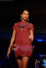 Model walk the ramp for Rahul Gunjan at Day 2 Blenders Tour fashion show on 4th Spt 2010 (8).JPG