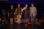 Sonal Sehgal walk the ramp for Rahul Gunjan at Day 2 Blenders Tour fashion show on 4th Spt 2010 (71).JPG