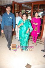 Asha Bhosle launches Unheard Melodies at Radio City in association with Universal in Bandra on 6th Sept 2010 (4).JPG