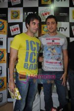 Imran Khan and Punit Malhotra at the Launch of I Hate Love Storys dvd in Planet M, Mumbai on 13th Sept 2010 (16).JPG