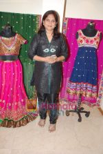 at Nisha Sagar_s winter collection launch in Juhu on 13th Sept 2010 (29).JPG