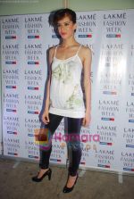 at Narendra Kumar_s Show at Lakme Winter opening night in Tote on 16th Sept 2010 (58).JPG