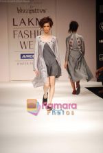 Model walks the ramp for Digvijay Singh Show at Lakme Winter fashion week day 1 on 17th Sept 2010 (29).JPG
