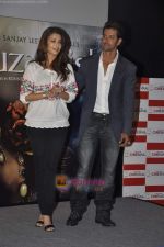 Hrithik Roshan, Aishwarya Rai Bachchan unveil the first look of the film Guzaarish in Cinemax on 22nd Sept 2010 (138).JPG